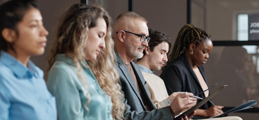 headsuphrsolutions.com